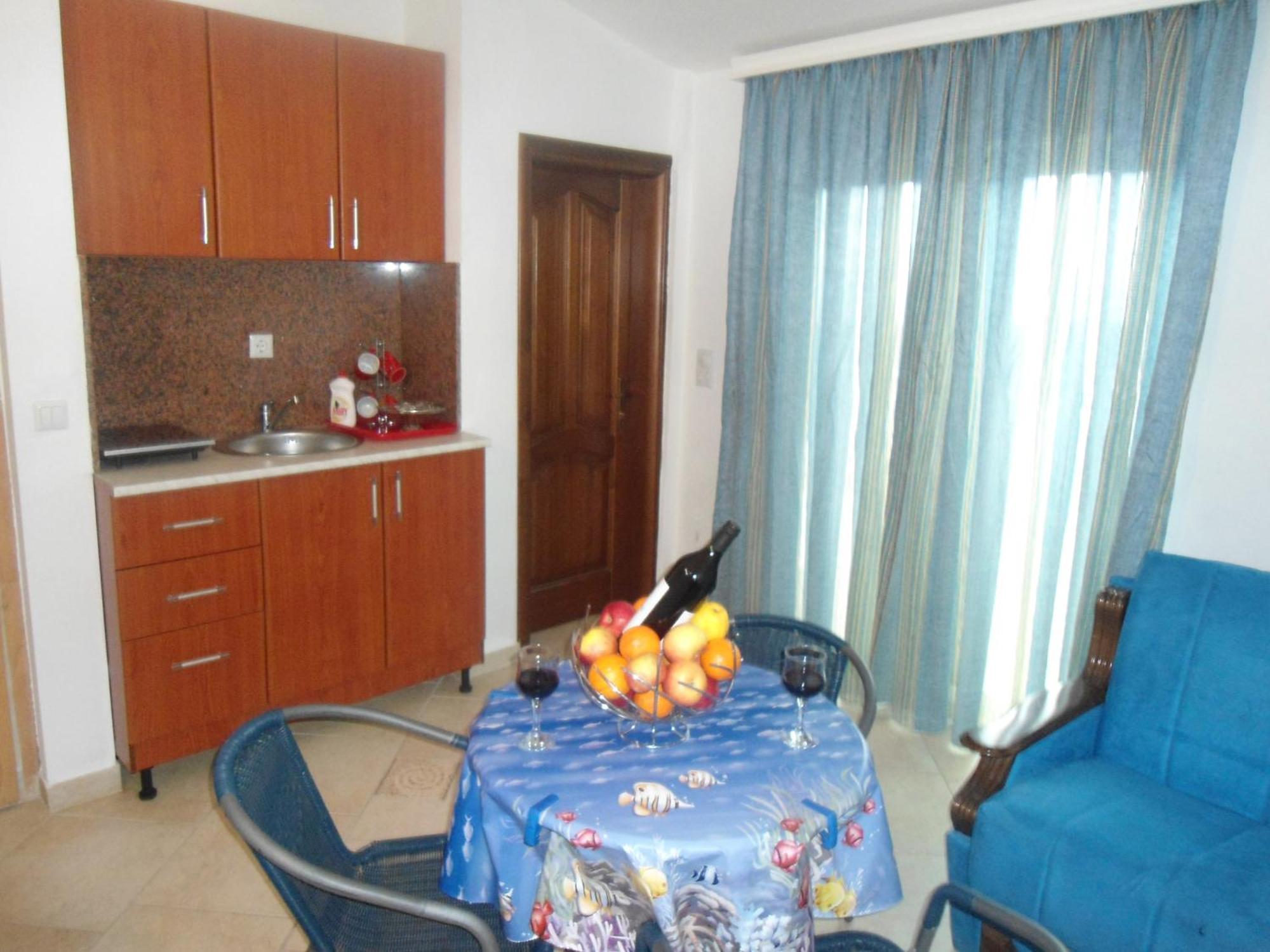 Apartments Pekic Bar Bagian luar foto