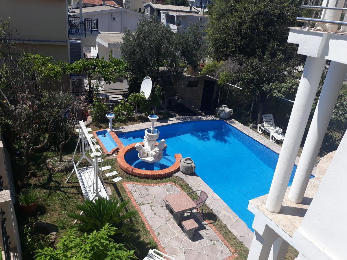 Apartments Pekic Bar Bagian luar foto